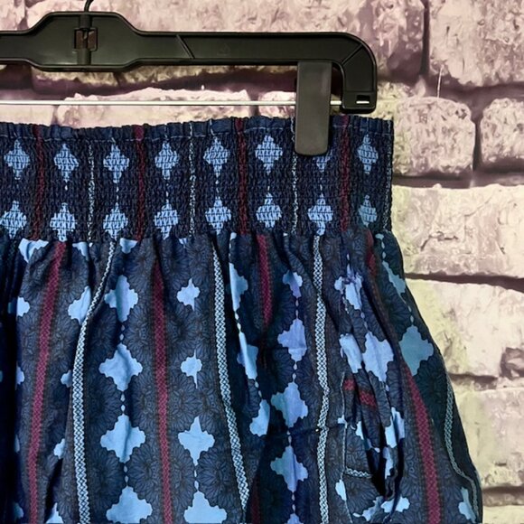 Ecote Blue, Green & Purple Fully Lined Skirt Size Large - Picture 5 of 8